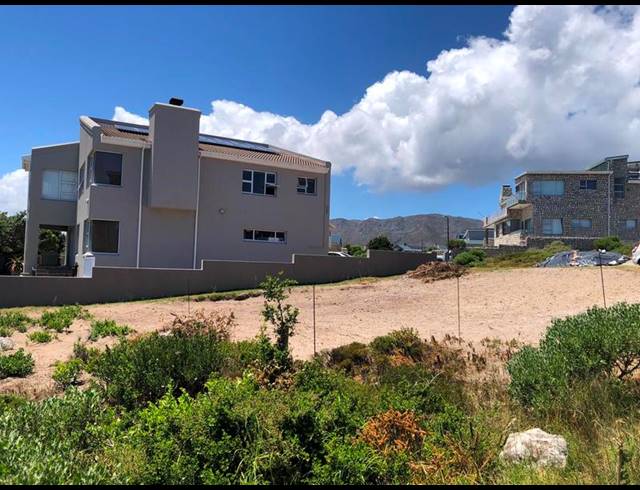 LAND FOR SALE IN PERLEMOENBAAI